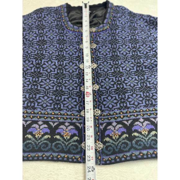 Icelandic Design Wool Cardigan Purple Floral Nordic Sweater W/metal Clasps Sz Lg - Picture 8 of 8